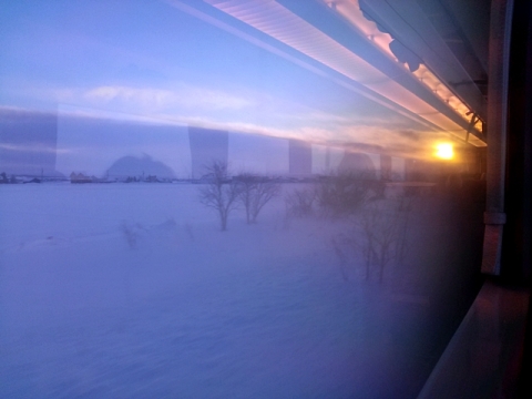 1552_train-sunset